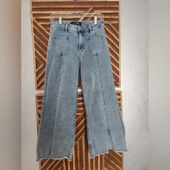 Joseph Ribkoff - Culotte Jeans With Embellished Front Seam Size 8 - Picture 5 of 16